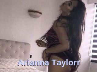 Arianna_Taylorr
