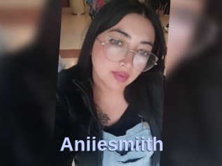 Aniiesmiith