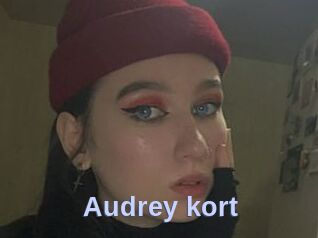 Audrey_kort
