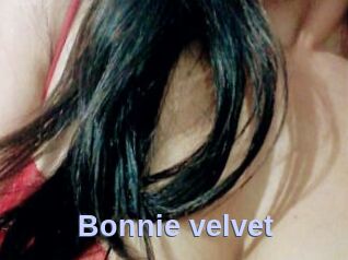 Bonnie_velvet
