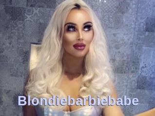 Blondiebarbiebabe