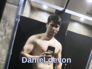 Daniel_devon