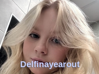 Delfinayearout
