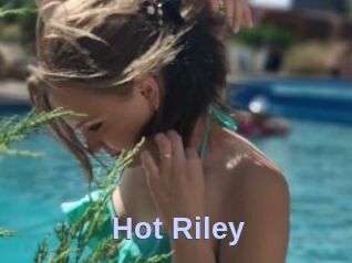 Hot_Riley