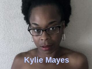 Kylie_Mayes