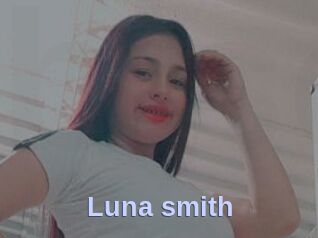 Luna_smith