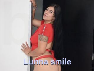 Lunna_smile