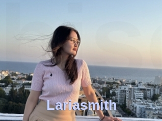 Lariasmith