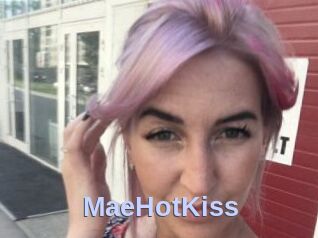 MaeHotKiss