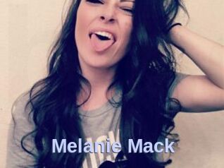 Melanie_Mack
