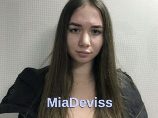 MiaDeviss