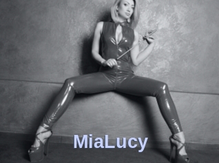 MiaLucy