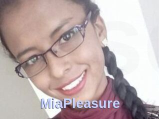 Mia_Pleasure