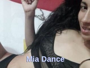 Mia_Dance