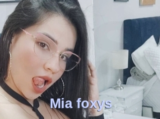 Mia_foxys