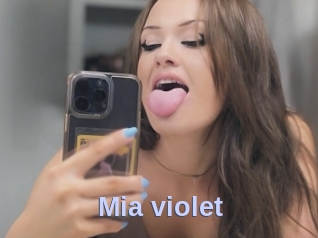 Mia_violet