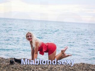 Miablondsexy