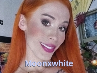 Moonxwhite