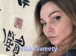 NikkiSweety