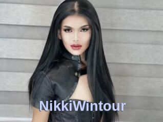 NikkiWintour