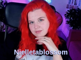 Nielletablossom