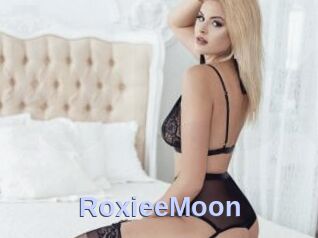 RoxieeMoon