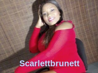 Scarlettbrunett