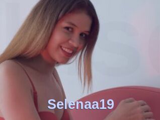 Selenaa19