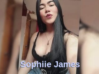 Sophiie_James