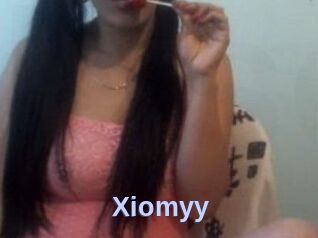 Xiomyy_